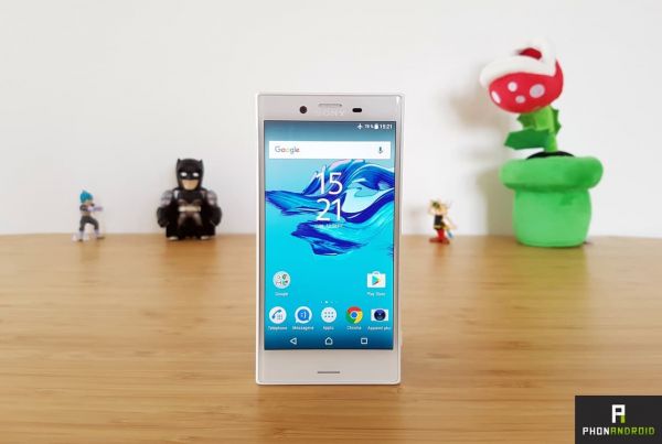 Test Sony Xperia X Compact : solide, mais moins haut de gamme