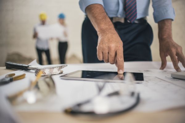 Travailler en réseau pour gagner du temps dans le secteur de la construction