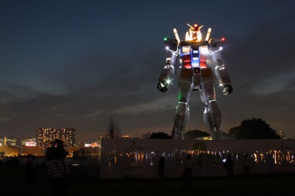 Le robot géant Gundam qui gardait Tokyo a été démonté