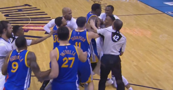 Stephen Curry et Semaj Christon s'embrouillent : Westbrook et Green jouent les gardes du corps !