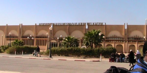 Fermeture de l'aéroport de Hassi Messaoud suite à l'endommagement de la roulette d'un avion