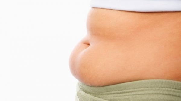 Chirurgie après la grossesse réparer et retrouver son corps après l'accouchement