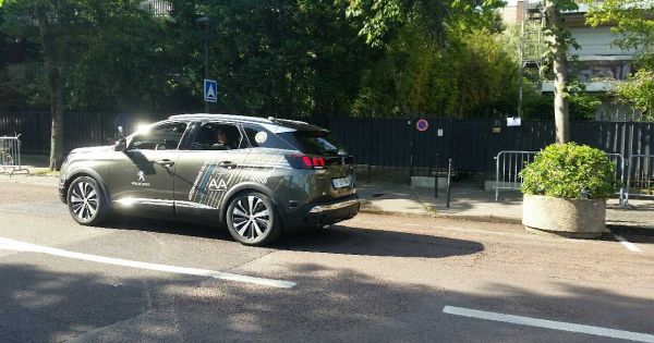 Une Peugeot autonome à Roland Garros
