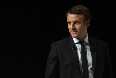 Macron répond en vers au poème d'une ado britannique