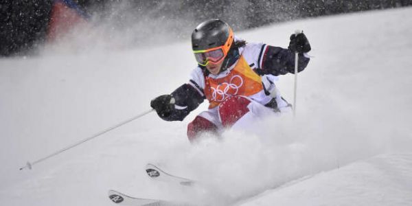 Ski de bosses : Perrine Laffont remporte la Coupe du monde