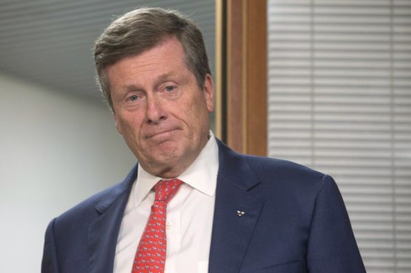 John Tory demande un référendum sur la réduction du conseil municipal de Toronto