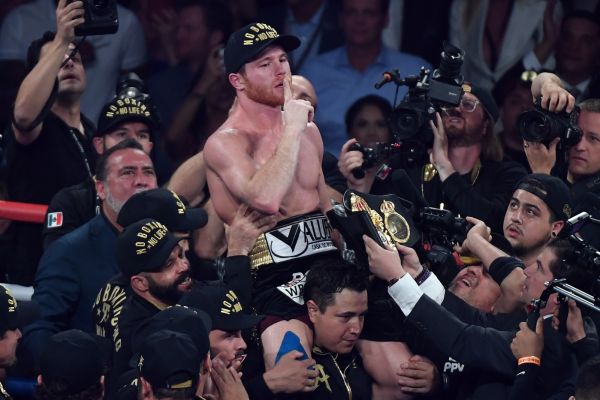 Boxe: Canelo Alvarez défie le tenant Rocky Fielding en super-moyens WBA