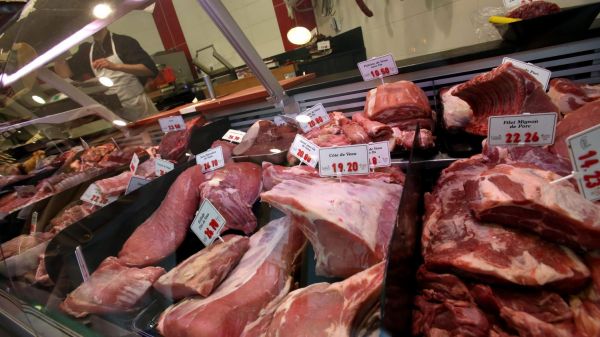 Une étude recommande de réduire drastiquement sa consommation de viande pour préserver le climat