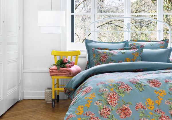 Du linge de lit fleuri pour une chambre so fresh