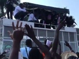 Haïti - Politique : Le PM promet 50,000 emplois temporaires d'ici la fin de l'année