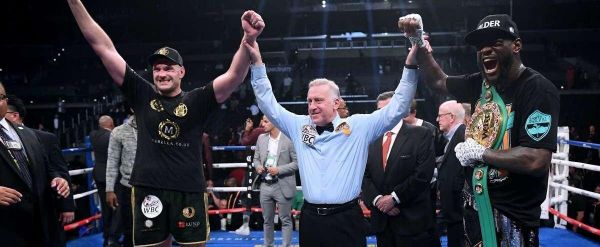 Wilder, malmené par Fury, conserve son titre