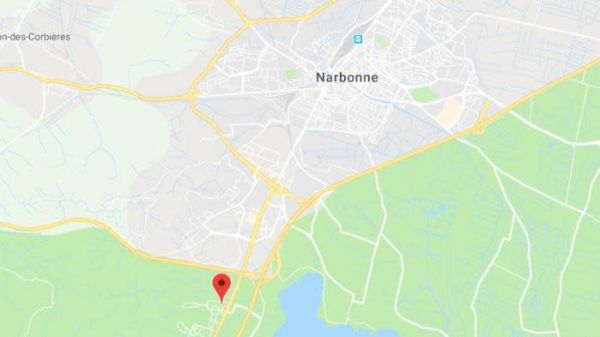 "Gilets jaunes" : des locaux de gendarmerie et une barrière de péage détruits à Narbonne