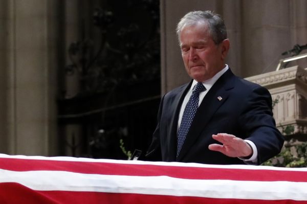 L'Amérique unie le temps d'un adieu solennel à George H. W. Bush