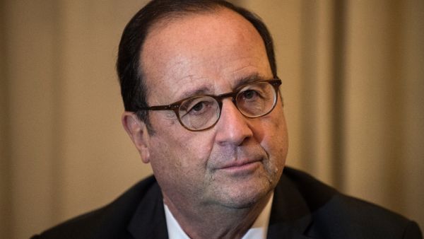Hollande appelle "à la mesure et au refus de toutes les formes de...