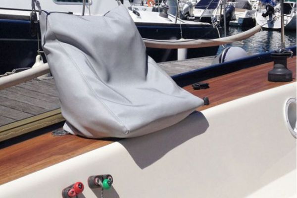 Un coussin pour le confort à la barre