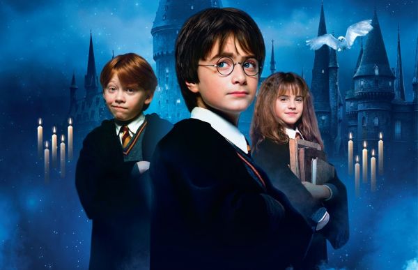 Harry Potter : J.K. Rowling fait des révélations dégoûtantes sur les toilettes de Poudlard