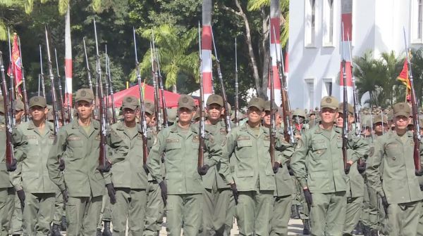 Venezuela : Des militaires suspectés de comploter contre le gouvernement ont été torturés