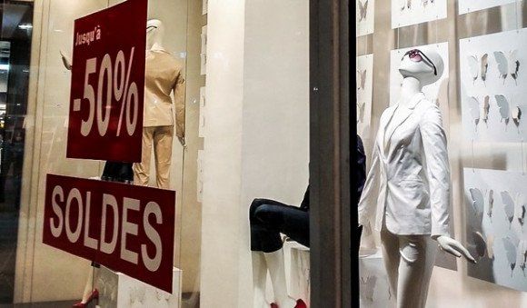 Soldes d’hiver: Plus de 70 autorisations accordées aux commercants à Alger