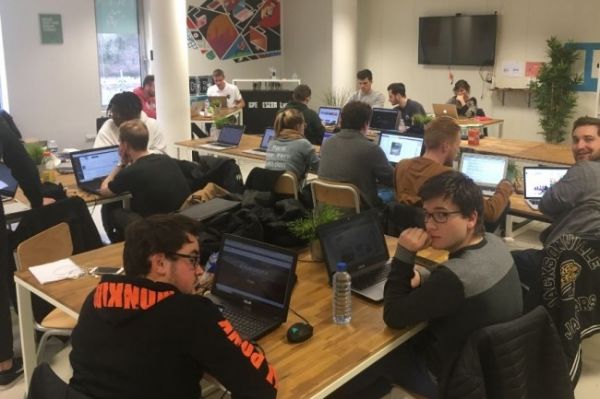 Webtech forme aux métiers de data manager et développeur full stack