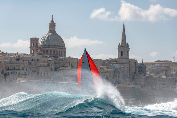 Le championnat du monde de Course au large reporté en 2020 à Malte