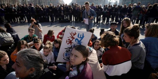 Partout dans le monde, les jeunes en grève scolaire pour le climat