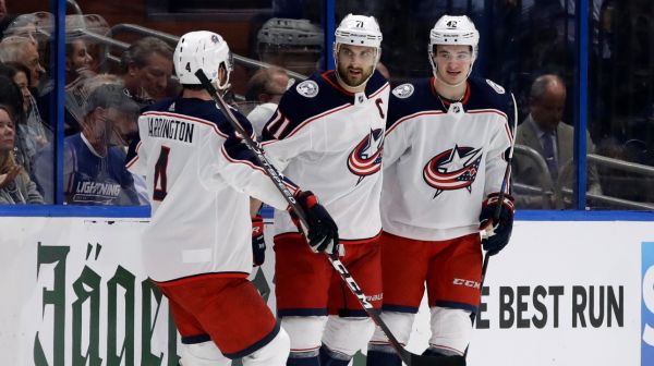 Columbus surprend la meilleure équipe de la ligue