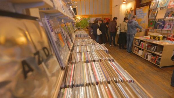 Top 10 des meilleurs disquaires « rock made in France » à Paris