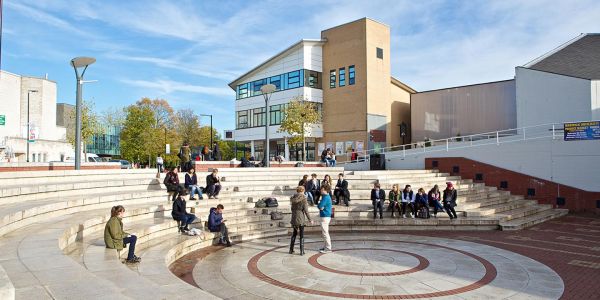 Warwick, un nid d'étudiants français à la merci du Brexit