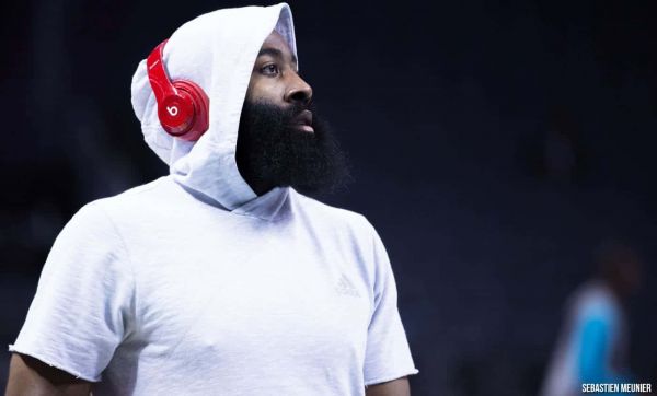 James Harden domine même sans les lancers