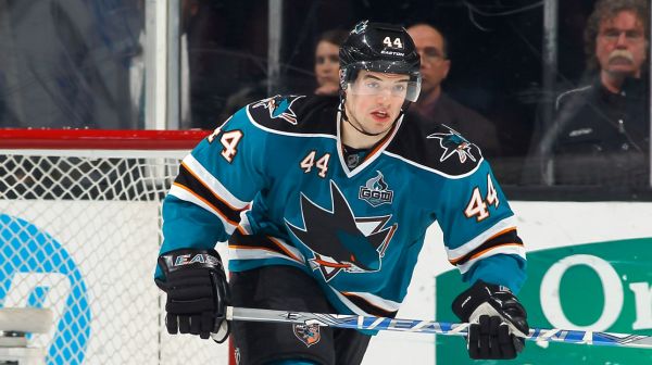 M-É Vlasic vient à la rescousse des Sharks