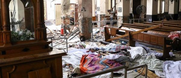 EN DIRECT - Sri Lanka: Au moins 8 explosions ont frappé hôtels et églises dans la capitale Colombo - Le bilan s'alourdit à au moins 207 personnes dont 35 étrangers et 450 blessés - VIDEO