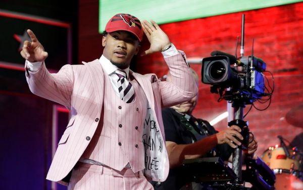 Repêchage de la NFL: les Cards choisissent le quart Kyler Murray au 1er rang