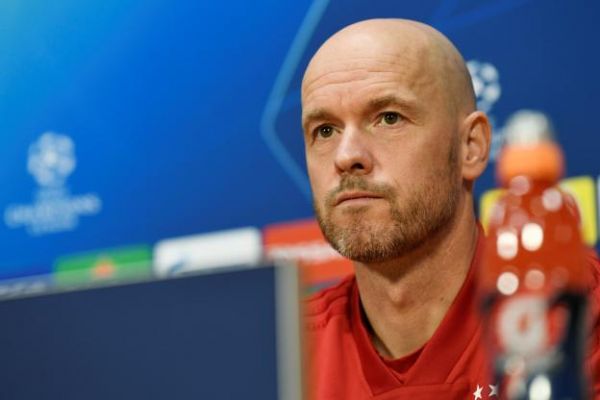 Foot - C1 - Ajax - Erik ten Hag (entraîneur de l'Ajax Amsterdam) : « On doit gagner »