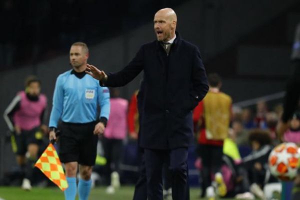 Foot - C1 - Ajax - Erik Ten Hag (Ajax Amsterdam), après la défaite contre Tottenham : « Le football peut être cruel »