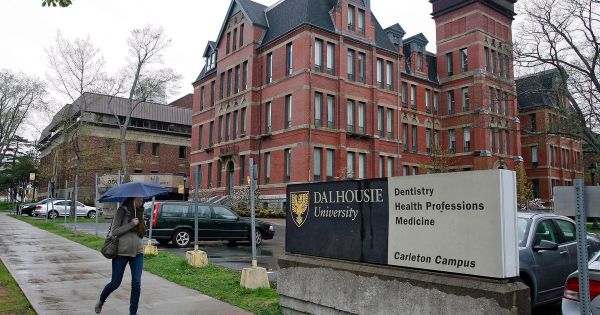 Le refus de visa à des étudiants étrangers soulève des inquiétudes