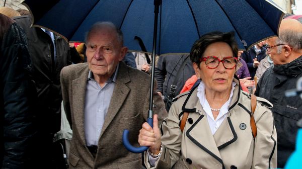 "C'est de l'euthanasie déguisée. Il n'est pas en fin de vie" : le témoignage de la mère de Vincent Lambert