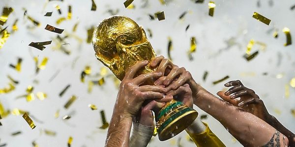 Foot : la Fifa abandonne l'idée de faire passer le Mondial 2022 à 48 équipes