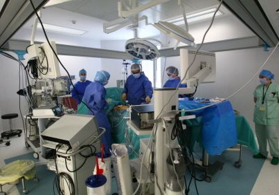 A Mulhouse, des pinces contre les cancers pelviens