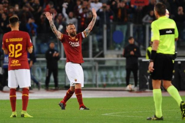 Foot - ITA - Roma - Serie A : le vibrant hommage du Stadio Olimpico à Daniele De Rossi pour sa dernière sous le maillot de la Roma