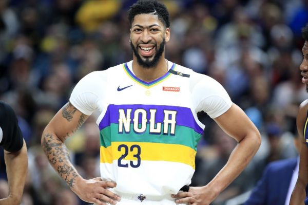 Les Lakers s'offrent Anthony Davis