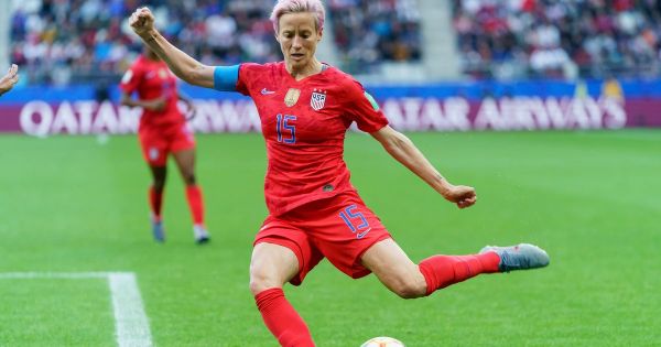 Avant le match États-Unis - Chili, pourquoi Megan Rapinoe ne chantera pas l'hymne national