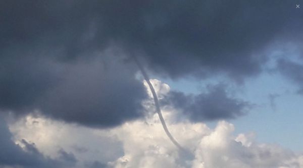 Alsace: Une mini-tornade visible dans le ciel ce dimanche matin