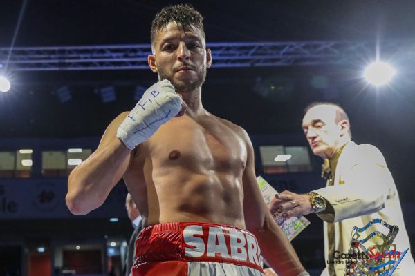 BOXE ANGLAISE : Sabri Sediri a fait parler la poudre