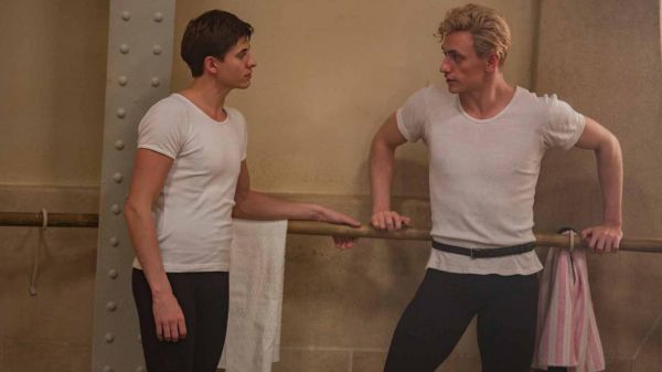 Cinéma : "Noureev", un biopic sur le plus grand danseur classique du XXe siècle