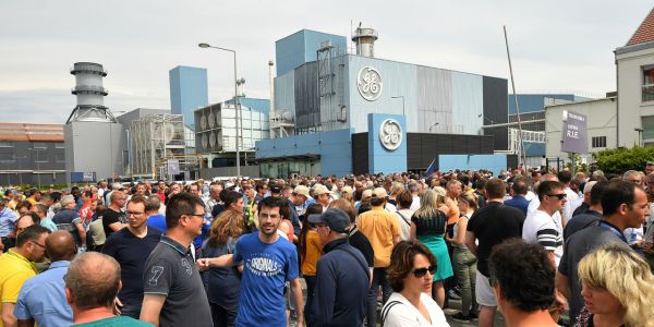GE à Belfort : des salariés empêchent la tenue d'une réunion sur le plan social