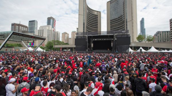 Toronto célèbre son titre historique