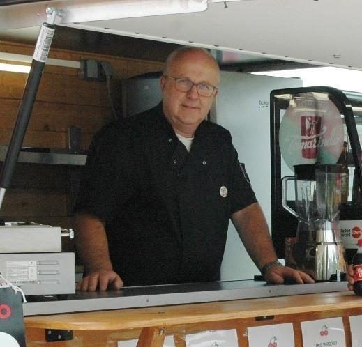 Canal de Josselin : Les Cerises en balade, un food truck pour les petit creux