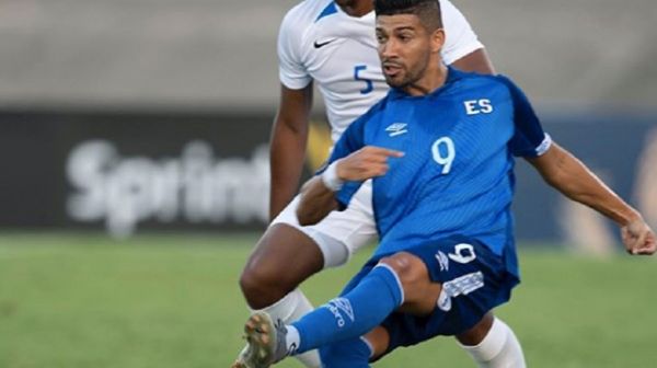 Bonilla offre la victoire au El Salvador