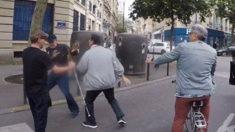 Un automobiliste agresse un piéton aveugle après lui avoir grillé la priorité