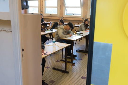 Bac de maths 2019 : premier sujet ce mardi (techno), annales S, ES, L